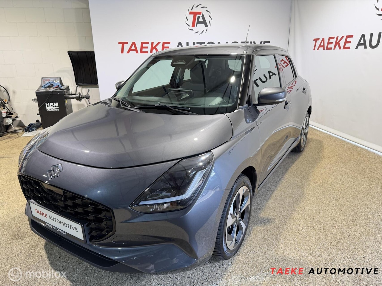 Suzuki Swift - 1.2 Style Smart Hybrid Clima/Cruise/Carplay/Cam - AutoWereld.nl