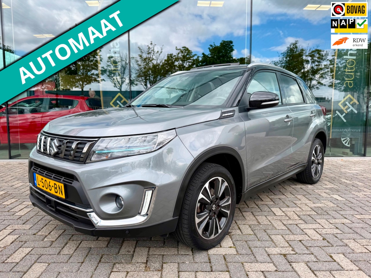 Suzuki Vitara - 1.4 automaat Style Smart Hybrid, 1e eigenaar, Pano, CarPlay, Leder - AutoWereld.nl