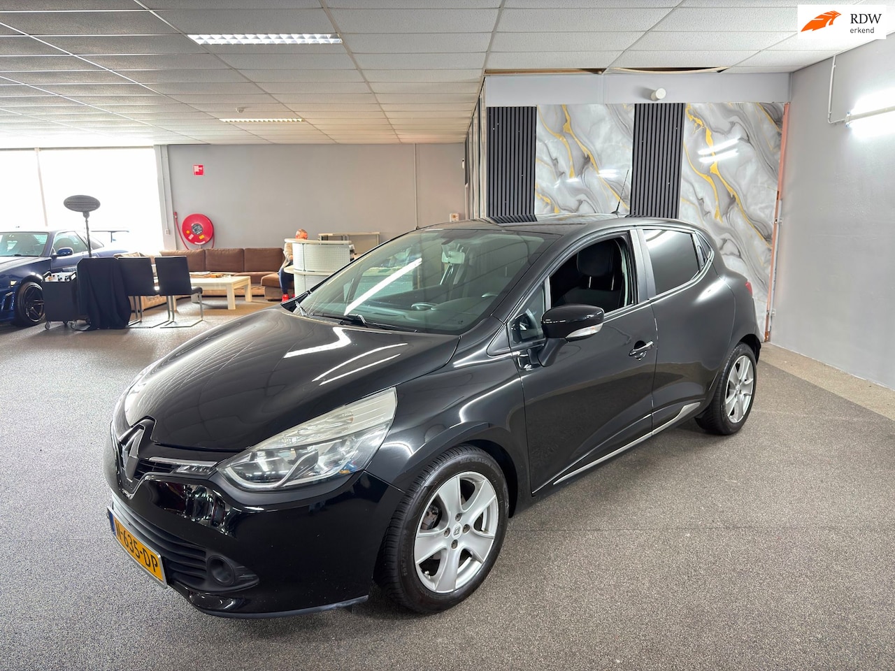 Renault Clio - 0.9 TCe Expression Apk Nieuw,Airco,Cruise,Carplay,Xenon,Bluetooth,N.A.P,Lm velgen,2 sleute - AutoWereld.nl