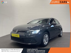 Volkswagen Golf - 1.0 eTSI DSG Life Navigatie Apple Carplay/Android Auto Parkeersensoren Adaptieve Cruise Co