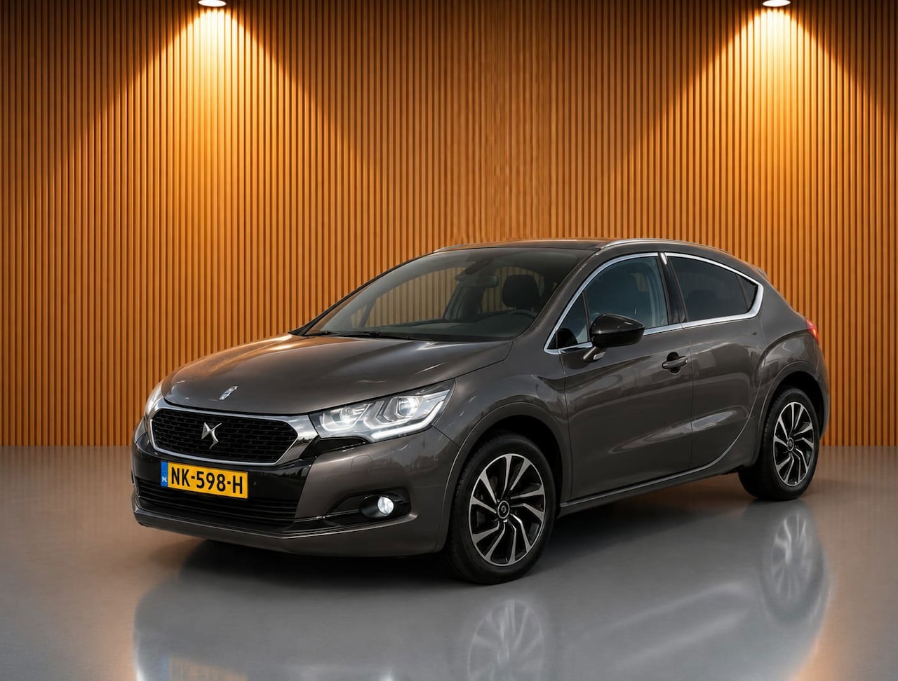 DS 4 Crossback - 1.2 PureTech Chic 1.2 PureTech Chic - AutoWereld.nl