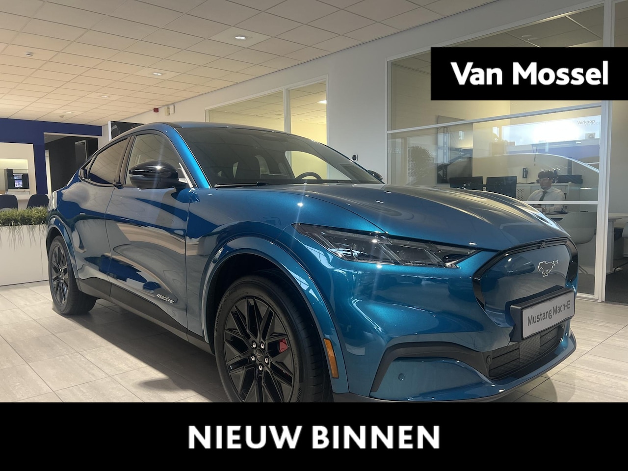 Ford Mustang Mach-E - Extended Premium RWD 88 kWh | Voorraad! | €1000 Ford Voordeel | Nieuwe kleur! | 360-Camera - AutoWereld.nl