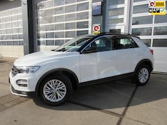 Volkswagen T-Roc - 1.0 TSI Style / Carplay / Navi / PDC
