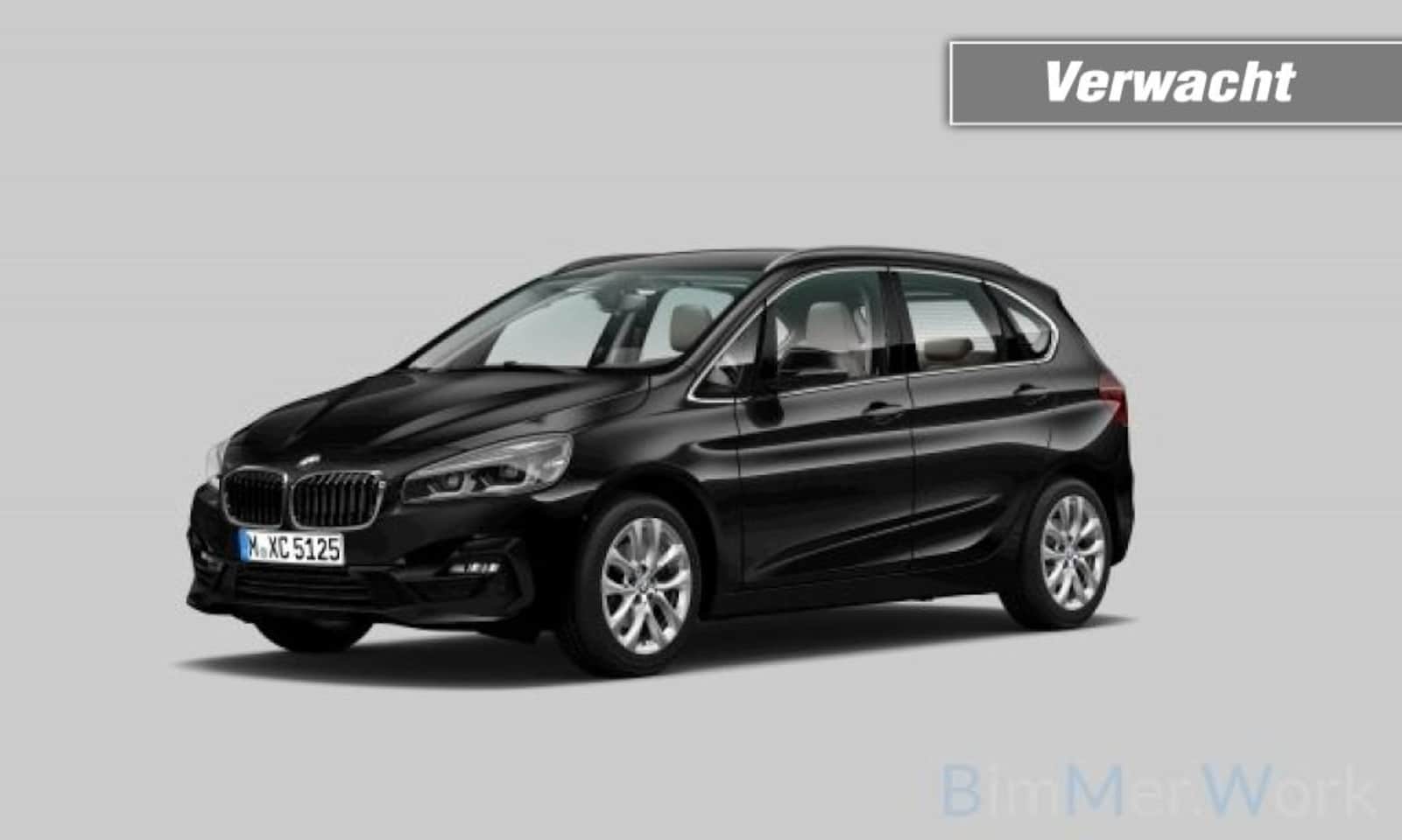 BMW 2-Serie - 220i 192pk High Exe,Leer,Sportstoel,HeadUp,Trekhk afn,NaviPro,Camera,Stoelverw,Cruise - AutoWereld.nl