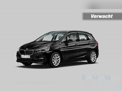 BMW 2-Serie - 220i 192pk High Exe, Leer, Sportstoel, HeadUp, Trekhk afn, NaviPro, Camera, Stoelverw, Cru