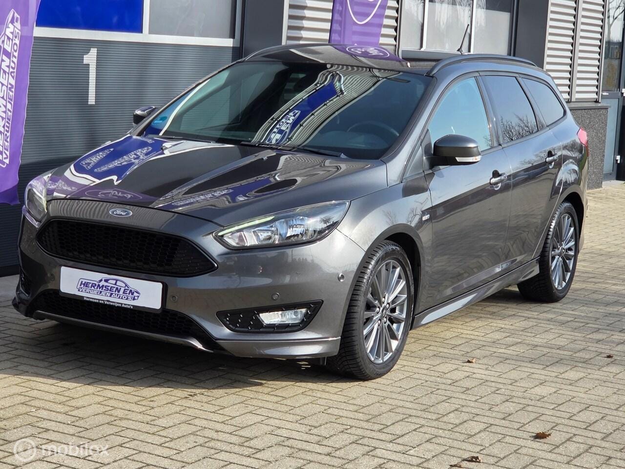Ford Focus - 1.0 EcoBoost 125pk ST-Line nw distributie - AutoWereld.nl