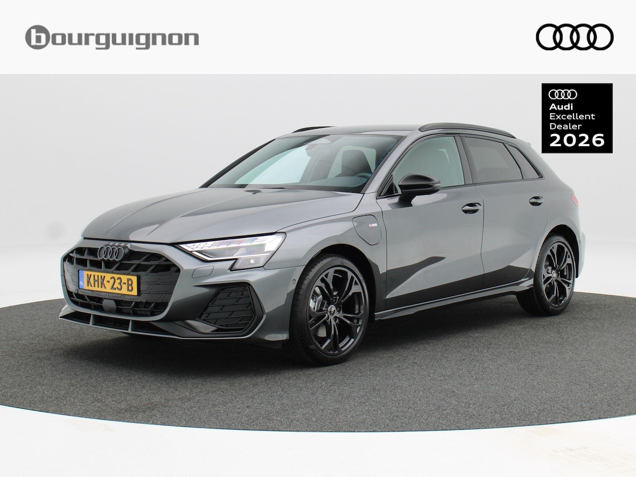 Audi A3 Sportback - 40 TFSI e S edition | 18 inch | Privacy glas | Afneembare trekhaak | Digitale led | Apple - AutoWereld.nl