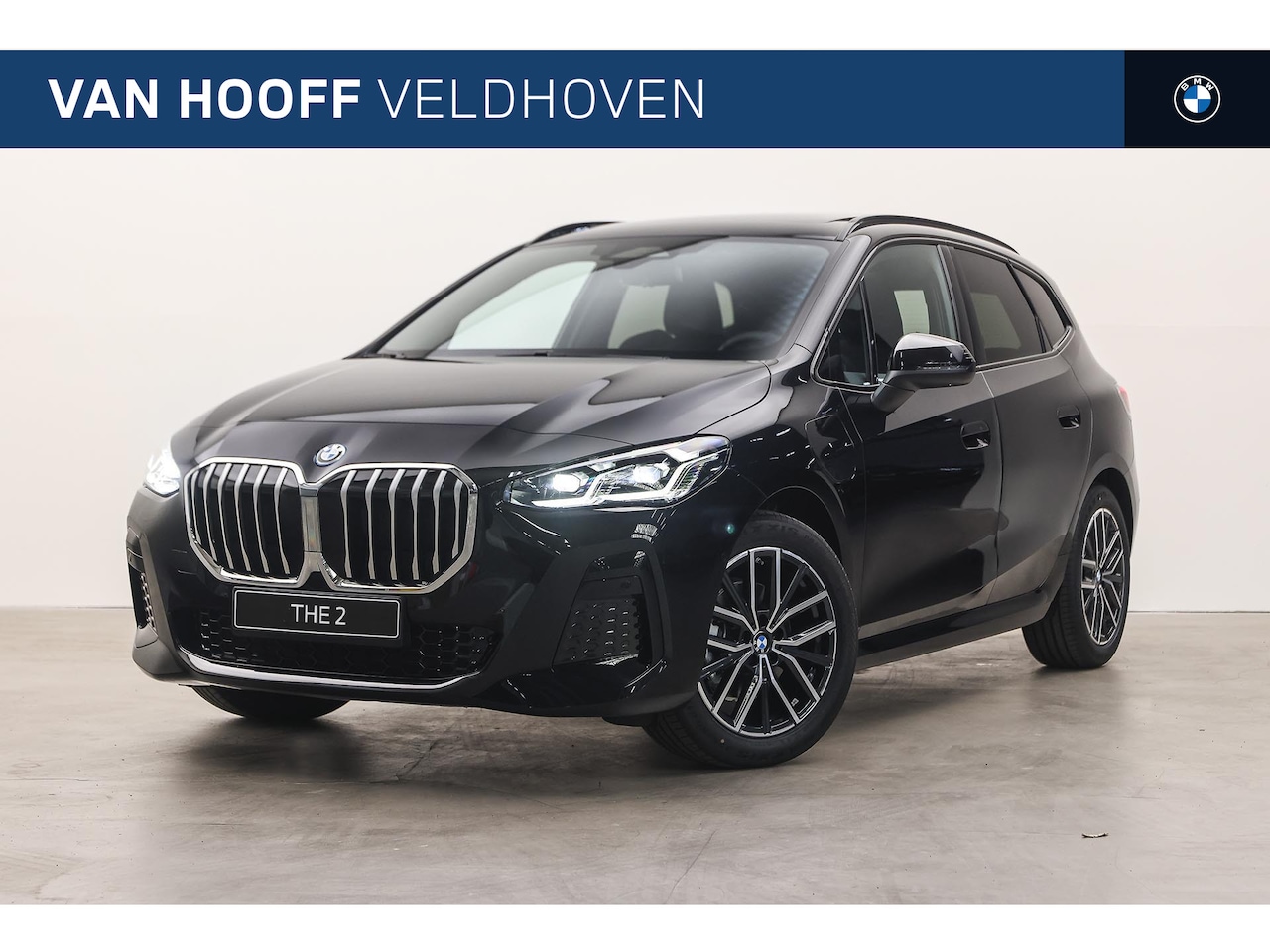 BMW 2-serie Active Tourer - 225e xDrive M Sport Automaat / Panoramadak / Trekhaak / Sportstoelen / M Adaptief onderste - AutoWereld.nl