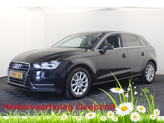 Audi A3 Sportback - 1.4 TFSI Attraction Pro Line *Hemelvaart open