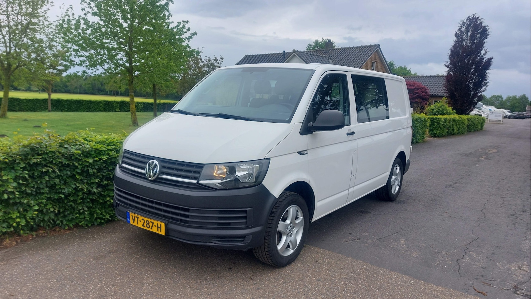 Volkswagen Transporter - 2.0 TDI L1H1 Comfortline AIRCO/NAVI BJ 2016 - AutoWereld.nl