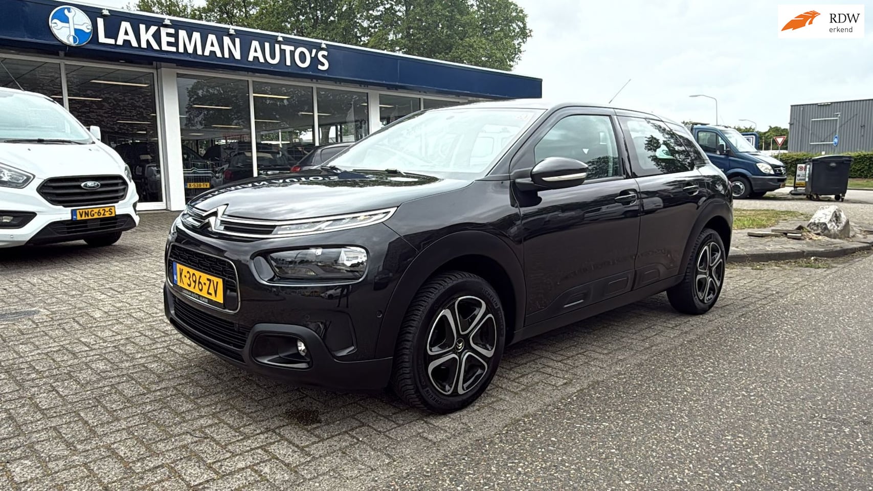 Citroën C4 Cactus - 1.2 PureTech C-series Blackline Huurkoop Inruil APK Garantie - AutoWereld.nl