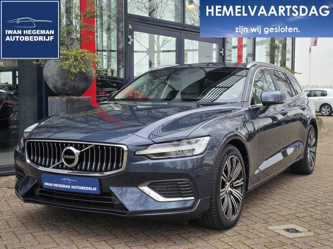 Volvo V60 - 2.0 T6 Plug-in hybrid AWD Long Range Core Bright | SOH 100% | Leer | Wegkl. Trekhaak | App - AutoWereld.nl