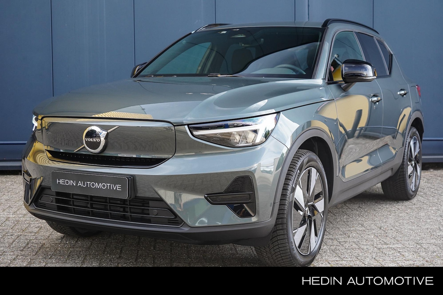Volvo EX40 - Single Motor Extended Range Plus Europa 82 kWh | All seasonbanden | Pilot Assist | Park As - AutoWereld.nl