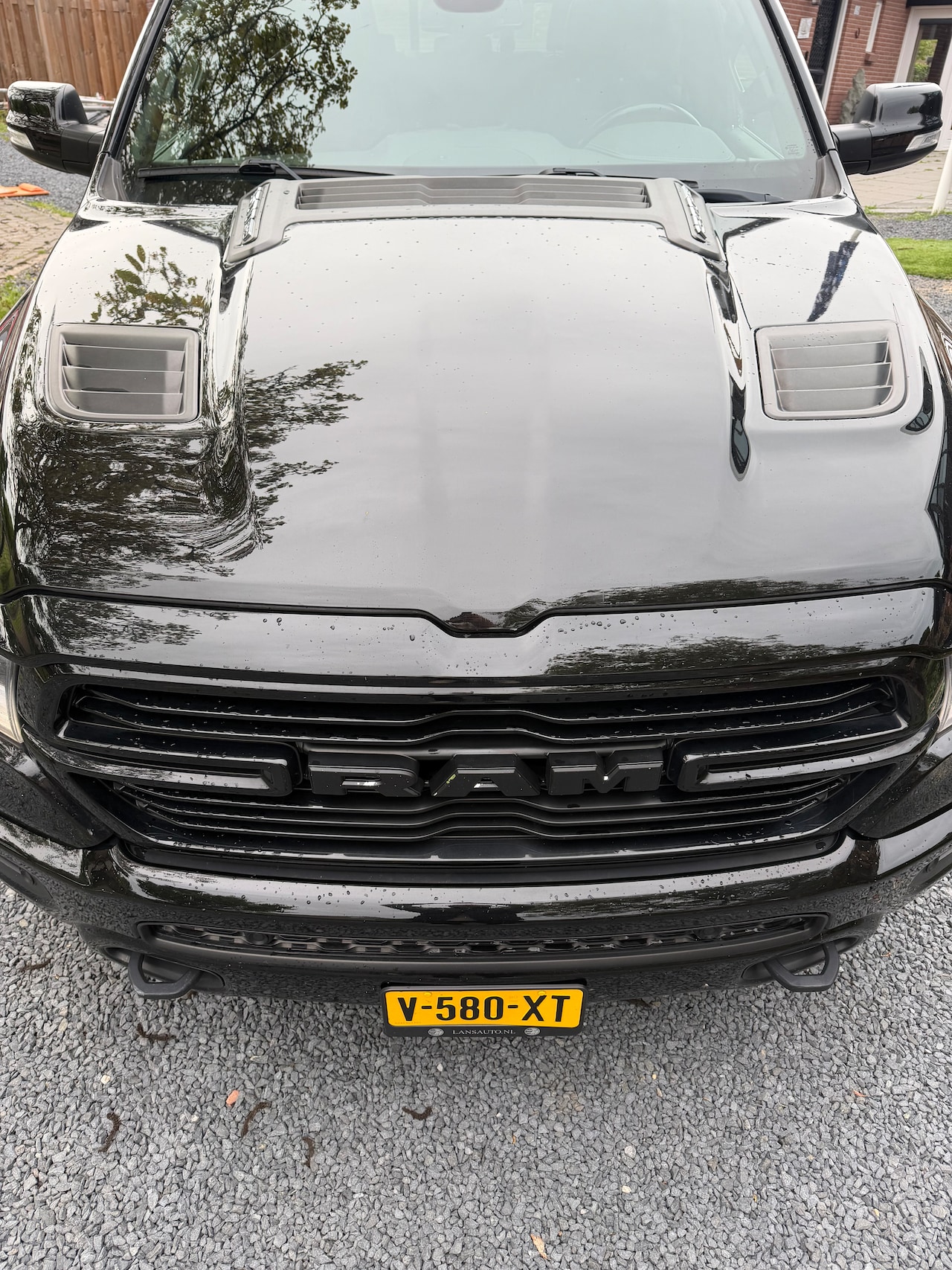 Dodge Ram 1500 - 5.7 V8 4x4 Crew Cab Laramie - AutoWereld.nl