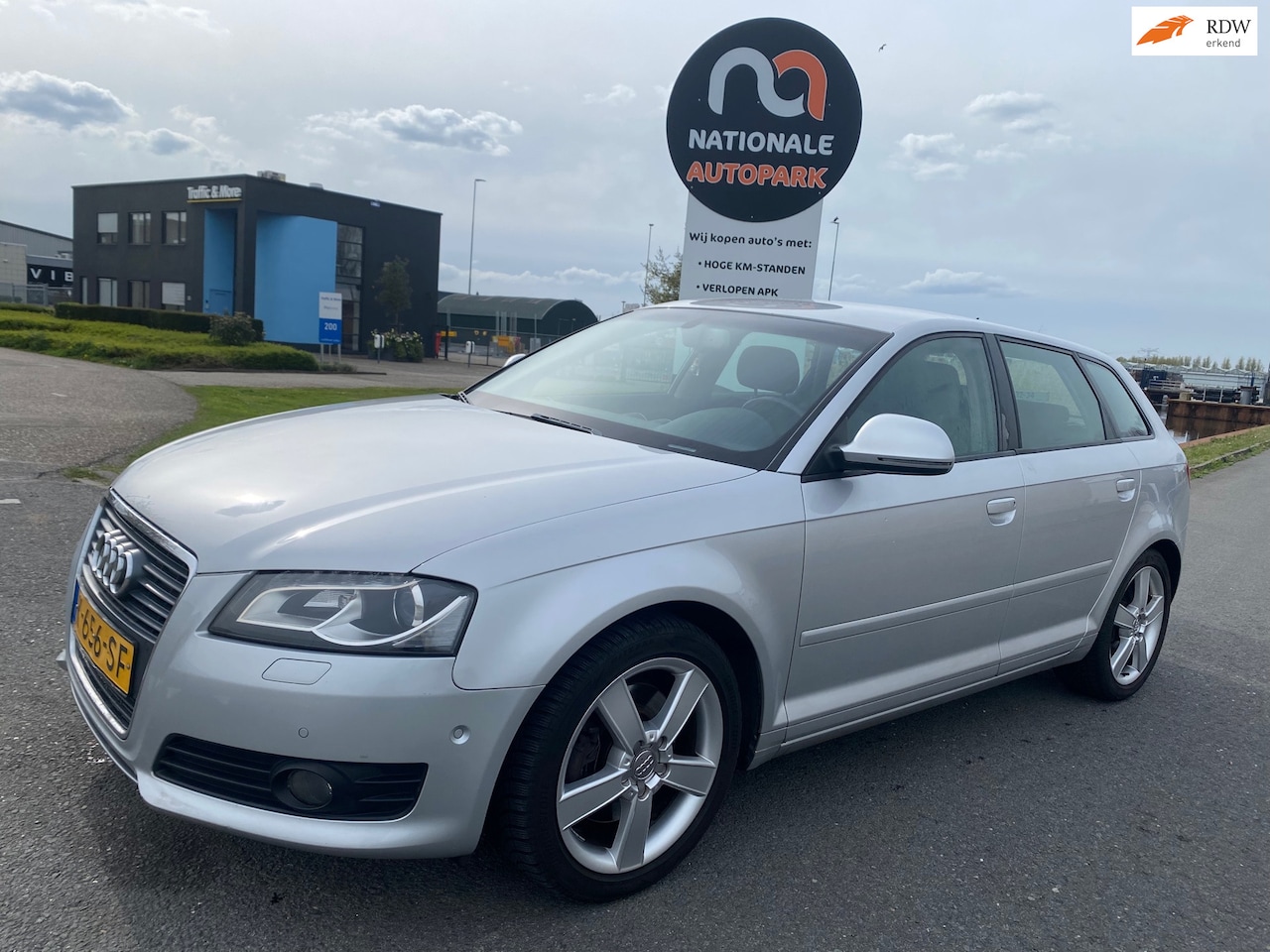Audi A3 Sportback - | 2009 | 1.8 TFSI quattro Attraction Business Edition | Export en Handel | APK - AutoWereld.nl