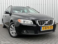 Volvo V70 - 2.5T Momentum | Aut | leder | Youngtimer | 2008 | Trekhaak | Xenon | Volledige historie |