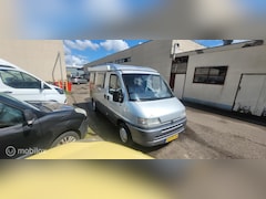 Peugeot Boxer - Bus 320 M TD 2.5