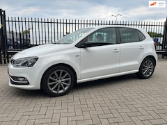 Volkswagen Polo - 1.2 TSI 90pk Highline / FRESH edition / Vol Opties / Topstaat / Sportstand