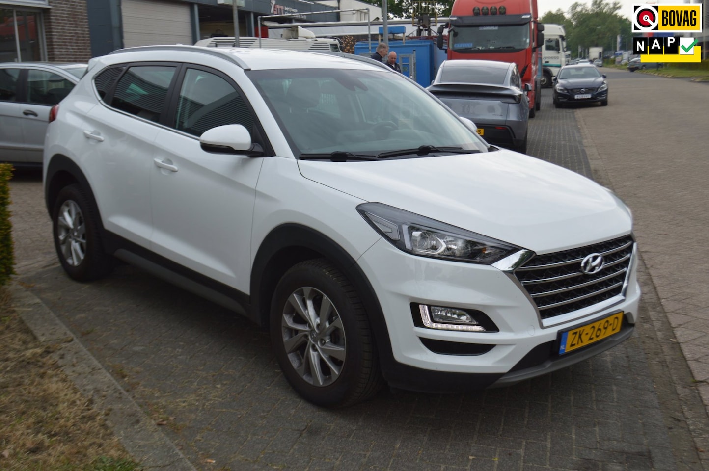 Hyundai Tucson - 1.6 T-GDI AUT. Comf, All-season banden, NIEUWSTAAT!!!! GARANTIE - AutoWereld.nl