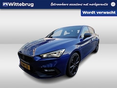 SEAT Leon - 1.0 TSI FR Launch Edition / PANODAK/ CRUISE/ NAVI/ DIGITAL DASH/ LED/ KEYLESS ENTRY & STAR