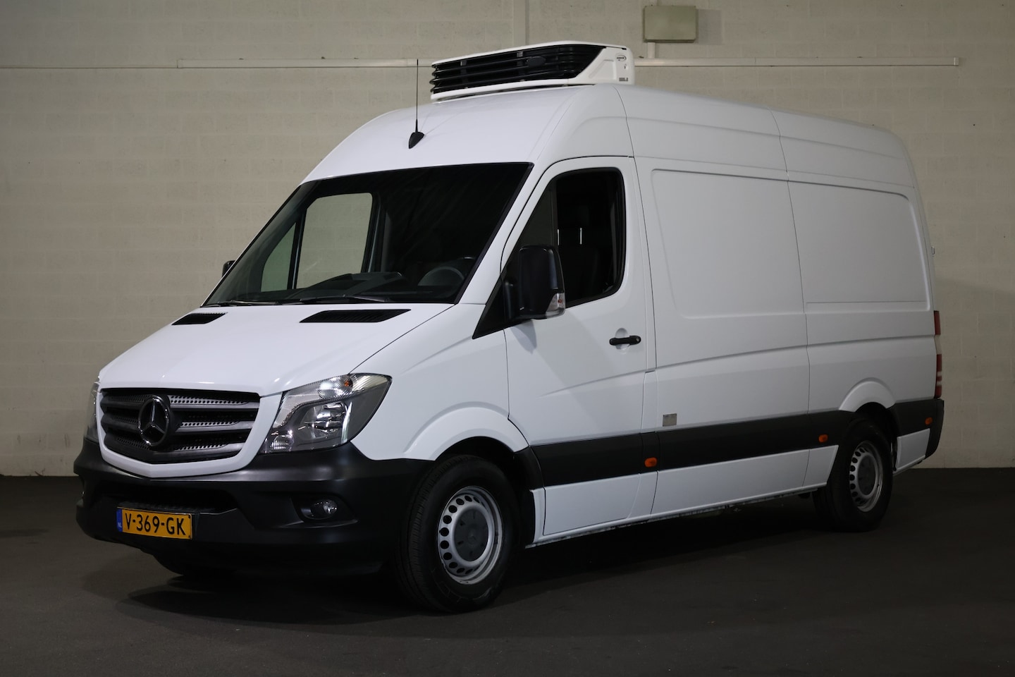 Mercedes-Benz Sprinter - 316 CDI L2 H2 Koelwagen Vrieswagen -20 Graden - AutoWereld.nl