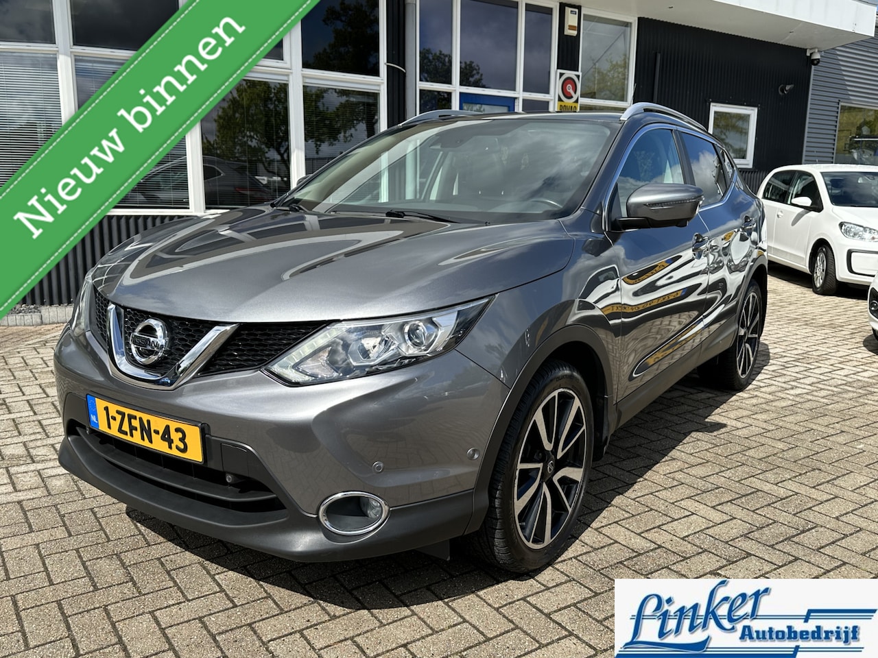 Nissan Qashqai - 1.2 Tekna - NL-AUTO TREKH PANO CAMERA STOELVERW - AutoWereld.nl