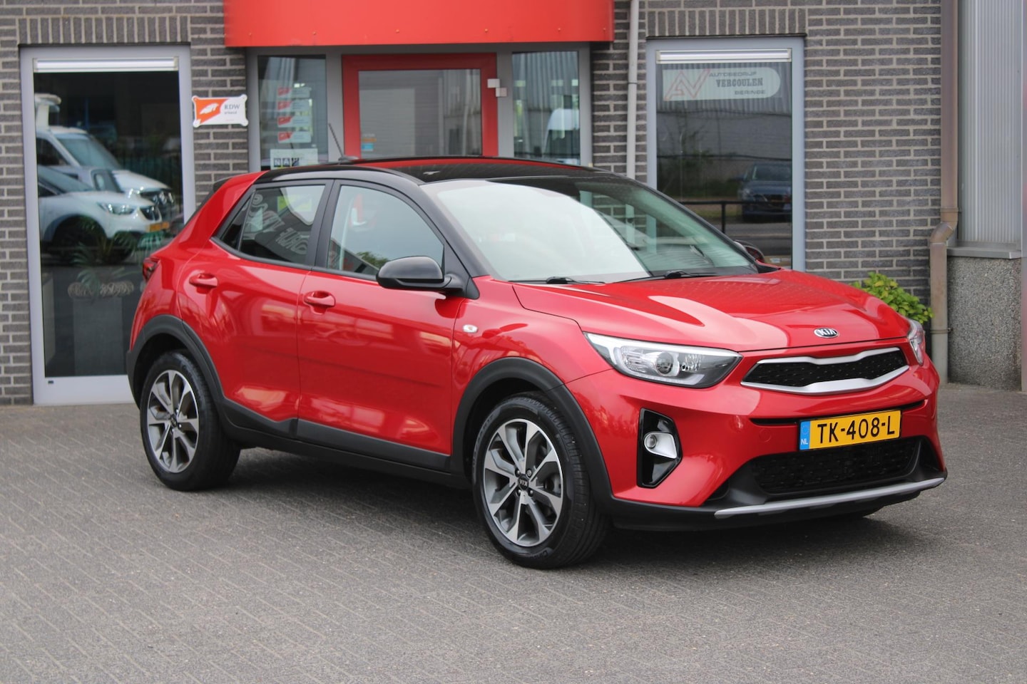 Kia Stonic - 1.0 T-GDi ComfortPlusLine Navigator Incl Garantie en Afleveringskosten!! - AutoWereld.nl