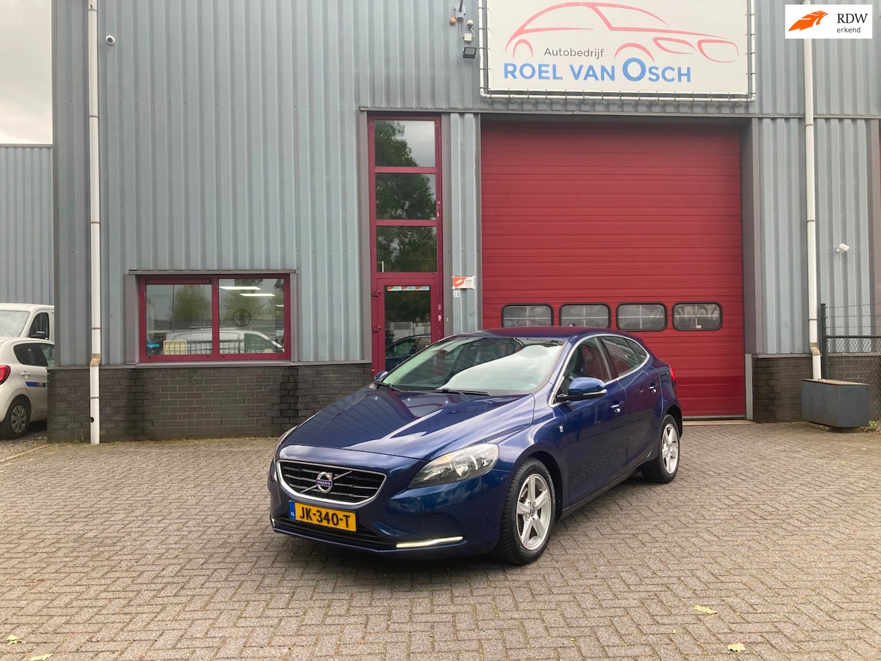 Volvo V40 - 2.0 D2 Ocean Race Business perfect onderhouden! - AutoWereld.nl