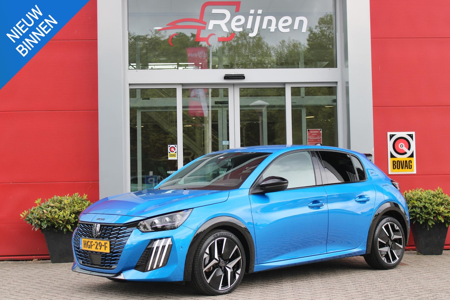 Peugeot 208 - 1.2 Hybrid 145PK AUTOMAAT GT | NAVIGATIE | DRAADLOZE APPLE CARPLAY/ANDROID AUTO | CAMERA V - AutoWereld.nl