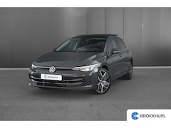 Volkswagen Golf - 1.5 eHybrid Style Edition | Panorama | Camera | Stoelmassage | Dode Hoek |