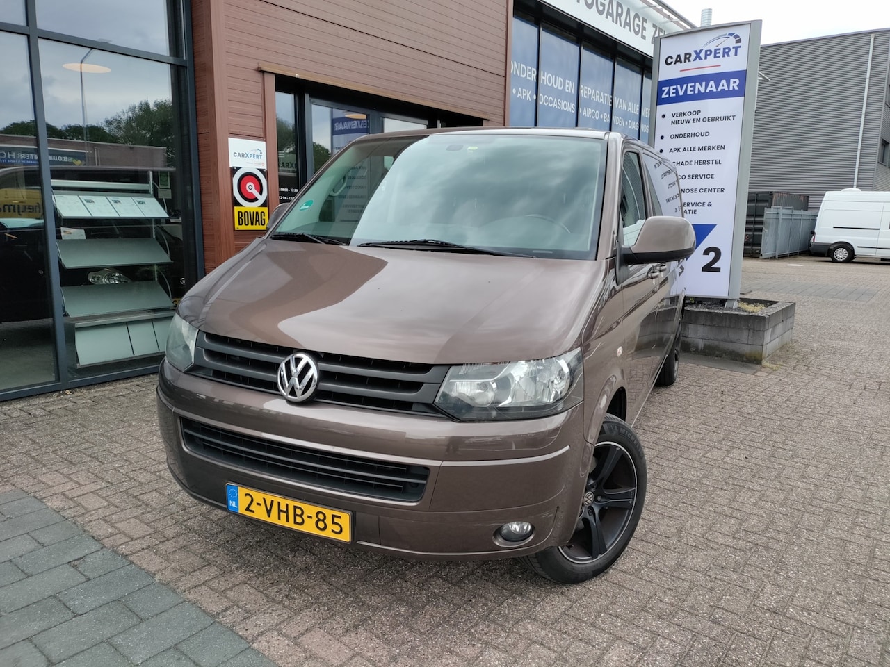 Volkswagen Transporter - 2.0 TDI L2H1 4Motion DC Comfortline | Dubbele Schuifdeur - AutoWereld.nl