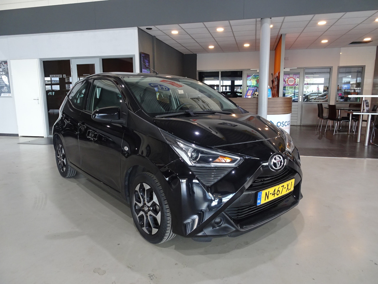 Toyota Aygo - 1.0 VVT-i X-Cite | CarPlay | Lichtmetalen Velgen - AutoWereld.nl