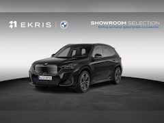 BMW iX1 - eDrive20 67 kWh | M-Sport Pro | Adaptive Cruise | Trekhaak | Harman Kardon | Panoramadak |