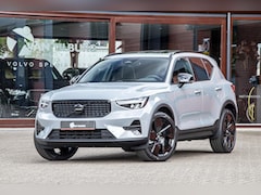 Volvo XC40 - 2.0 B4 PLUS BLACK EDITION