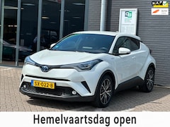 Toyota C-HR - 1.8 Hybrid Executive/CAMERA/CARPLAY/NL-AUTO NAP/NETTE STAAT