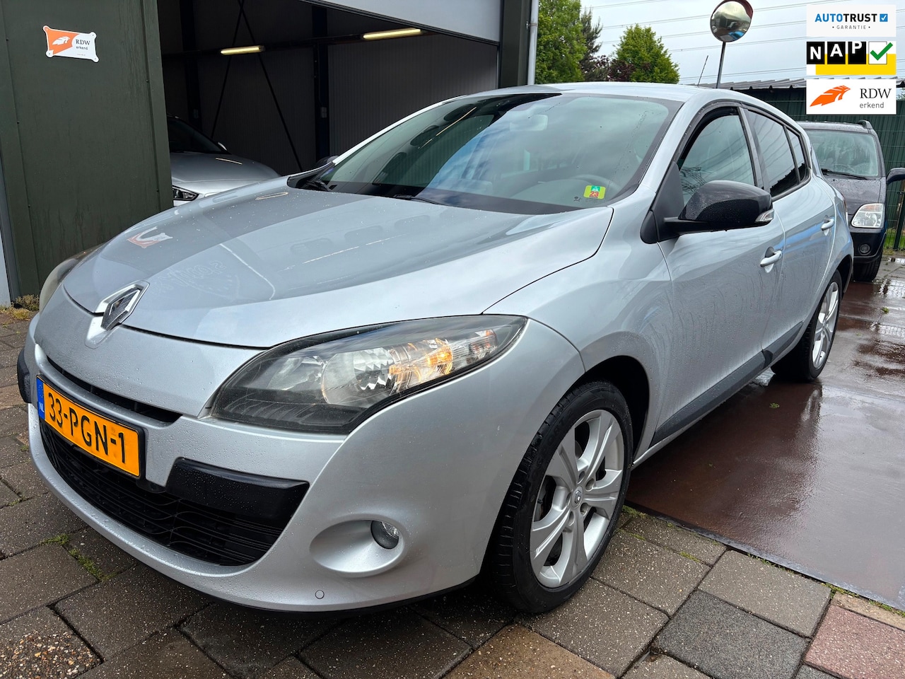Renault Mégane - 1.6 Parisienne Navi Cruise - AutoWereld.nl
