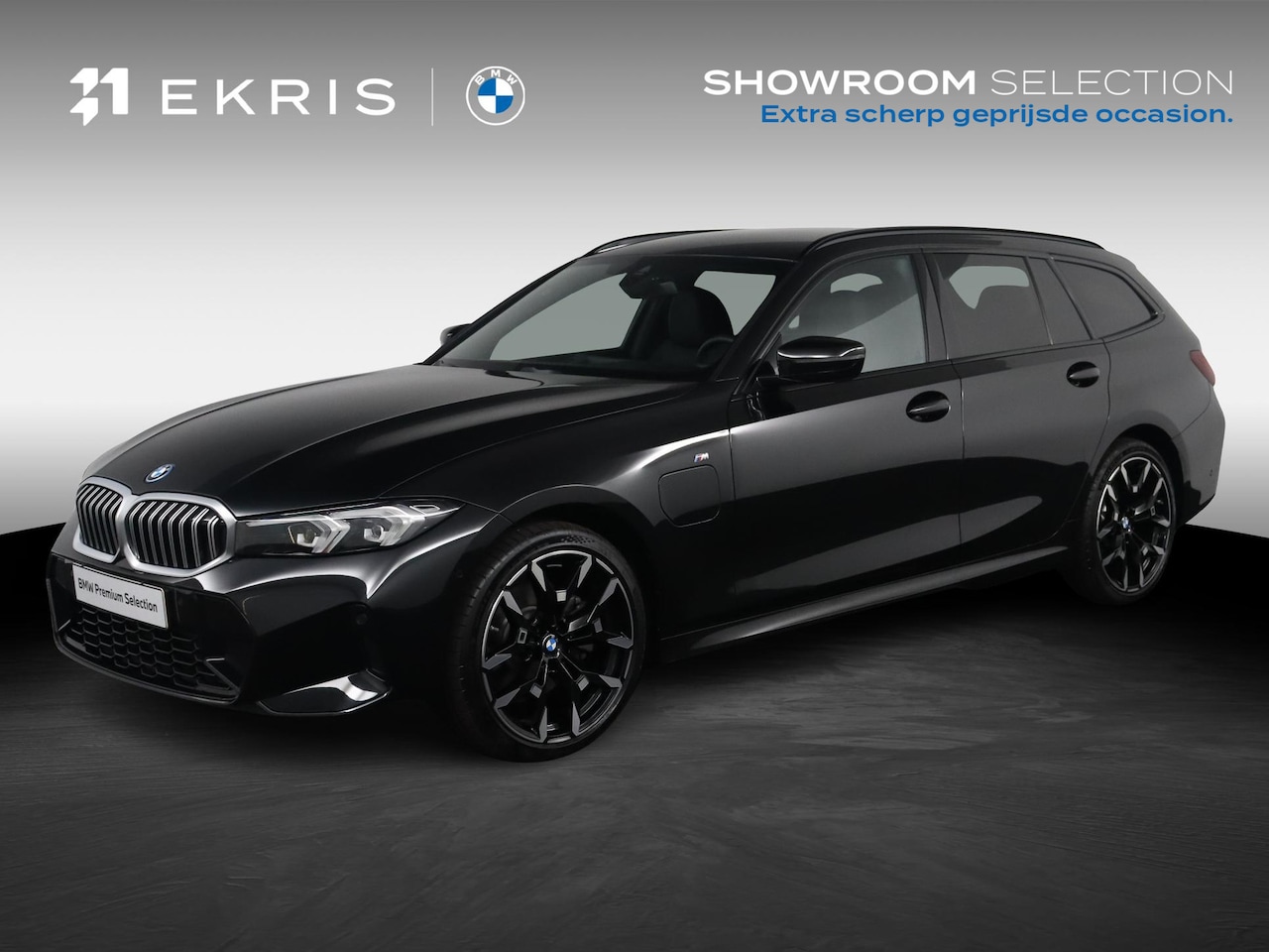 BMW 3-serie Touring - 330e M Sportpakket | Comfort Access | Harman Kardon | Achteruitrijcamera - AutoWereld.nl