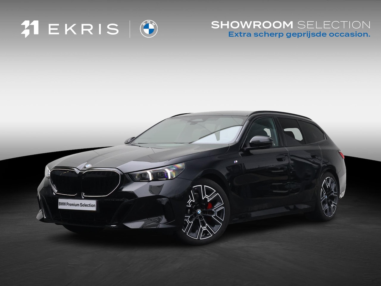 BMW 5-serie Touring - 520i M Sportpakket Pro | Verwarmd Stuurwiel | Comfort Access | Elektrische Trekhaak | Pano - AutoWereld.nl