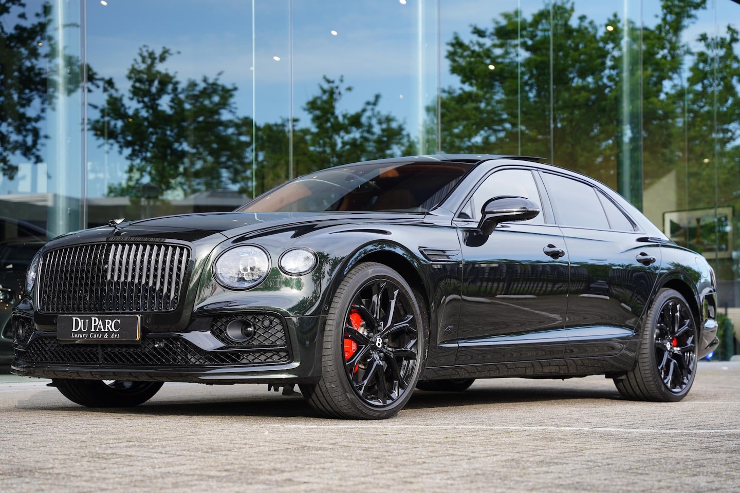 Bentley Flying Spur - 2.9 V6 Hybrid Azure / Touring Pack / Panoramaroof / NAIM / Carbon - AutoWereld.nl