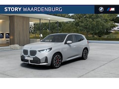 BMW X3 - 30e xDrive M Sport Automaat / Panoramadak / Trekhaak / Sportstoelen / Adaptieve LED / Park