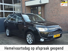 Mitsubishi Outlander - 2.0 PHEV Instyle Nap |Dakraam |Camera