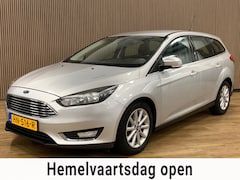 Ford Focus Wagon - 1.0 Titanium Edition|139000KM|Navigatie|Climate Control|