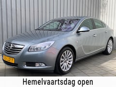 Opel Insignia - 2.0 T Cosmo 4x4|Navigatie|Carplay|Climate Control|