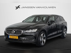 Volvo V60 Cross Country - 2.0 B5 AWD Plus Stuur/Stoelverwarming Leder Elektrische Trekhaak Apple Carplay
