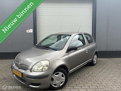 Toyota Yaris - 1.0 VVT-i Idols MMT / automaat / airco / nap /