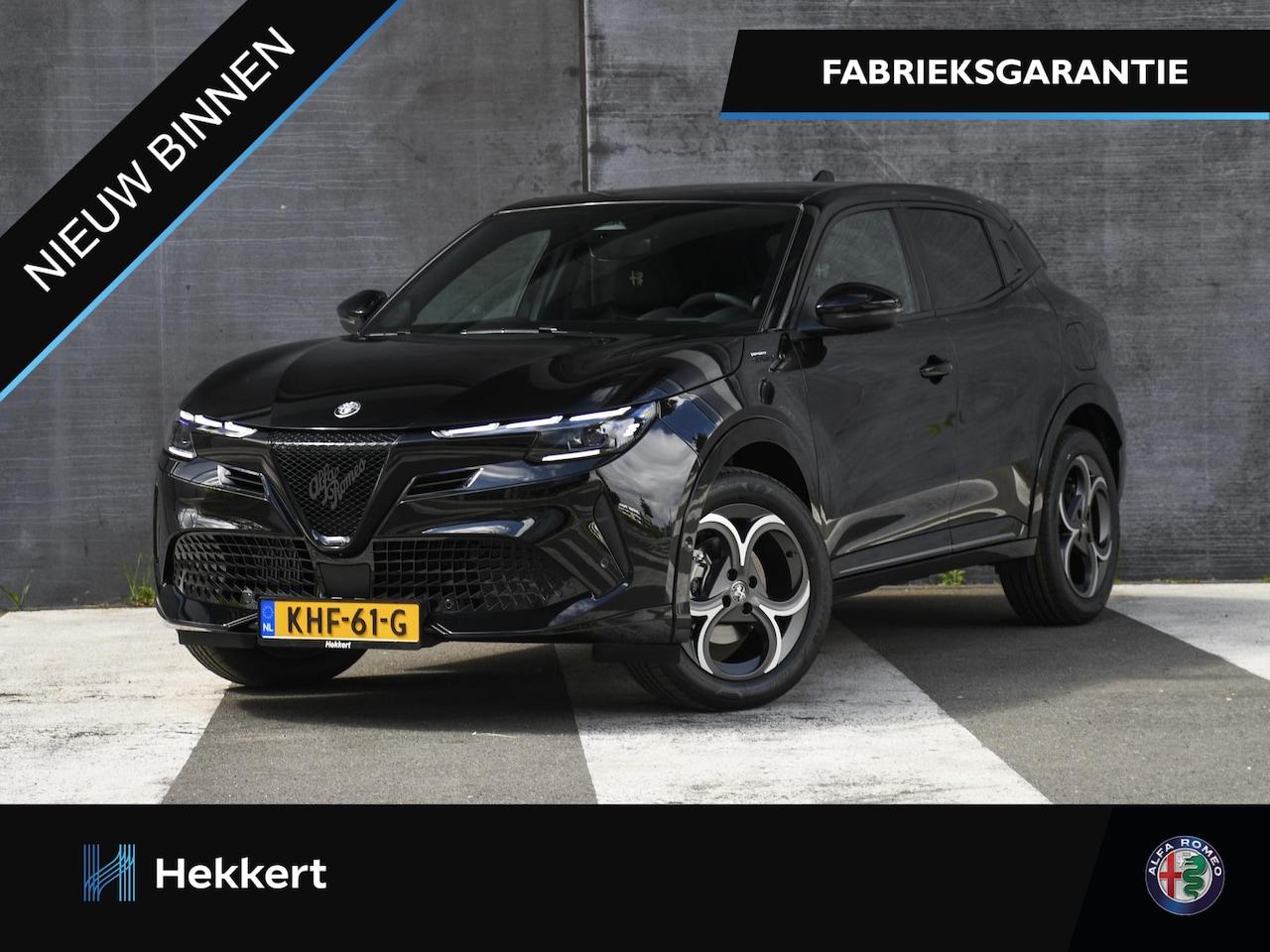 Alfa Romeo Junior - Sport Speciale 1.2 Turbo Hybrid 145pk Automaat PANO | TECHNO-PACK | 18''LM | DODE HOEK | S - AutoWereld.nl