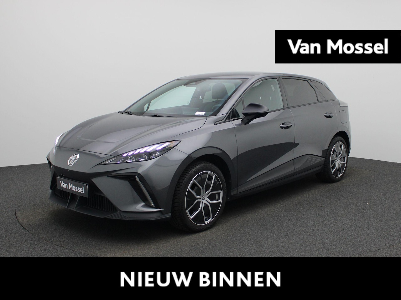 MG MG4 - 64 kWh Luxury - AutoWereld.nl