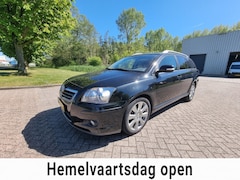 Toyota Avensis Wagon - 2.0 VVTi Luna Business LEDER STOELVERWARMING CLIMA NAVI CRUISE