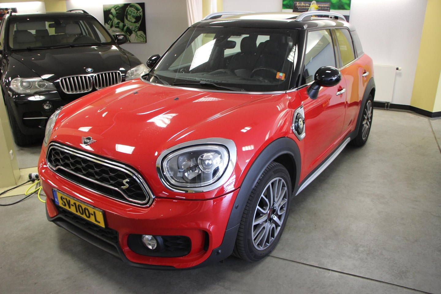 MINI Countryman - Mini 1.5 Cooper S E ALL4 - AutoWereld.nl