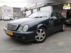 Mercedes-Benz CLK-klasse Coupé - 320 Elegance Automaat | Airco | Cruise control | Parkeer sensoren | Stoelverwarming | Pano